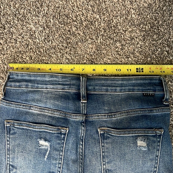 Risen Flare Jeans - Picture 6 of 7